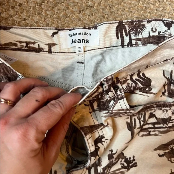 Reformation Sonora high-rise straight jeans horse western print 26 - Picture 2 of 3